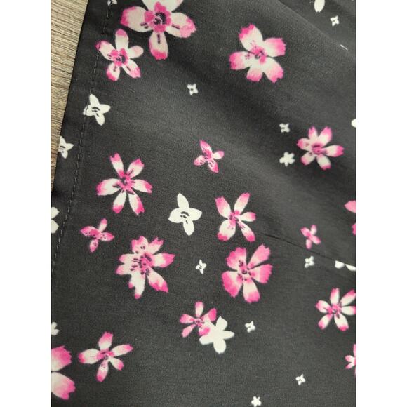 Cupcakes & Cashmere NWT Sapphire Printed Crepon Blouse Sweetheart Neck XS - Picture 5 of 5